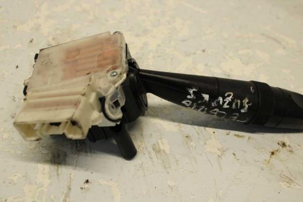 COMMODO SUZUKI CELERIO - Vue 2